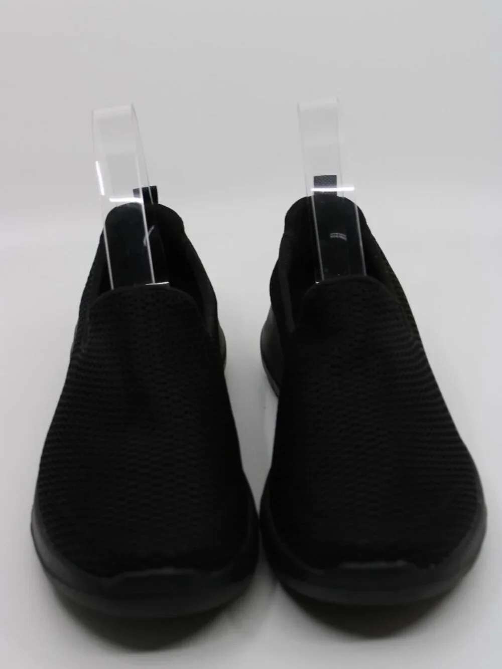 Skechers Goga Walk Women Black Shoes SZ 6M Slip on Mesh Casual Walking